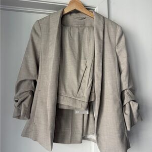 H&M Beige Women's suit Blazer & Slacks